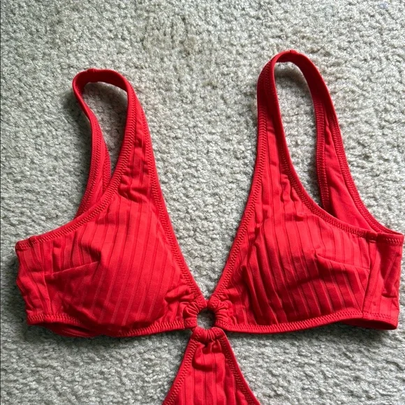 Aerie Red Ribbed Cut-Out Monokini - Picture 2 of 7